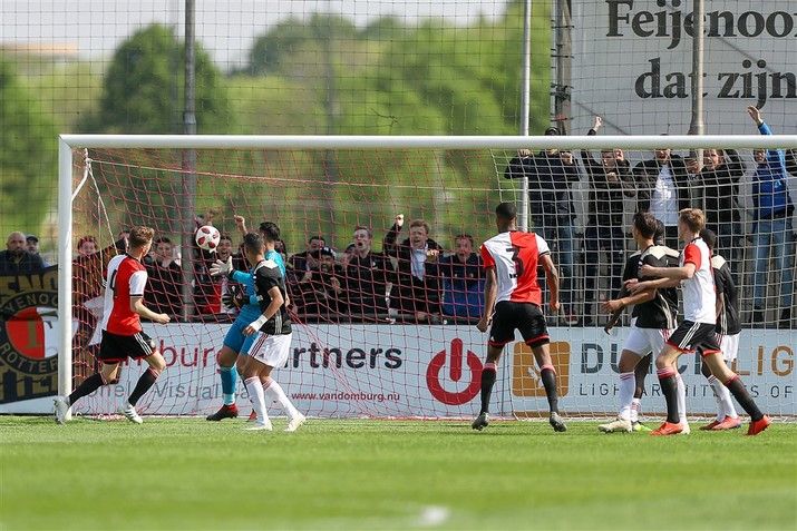 Feyenoord O/19 verslaat Ajax en pakt koppositie