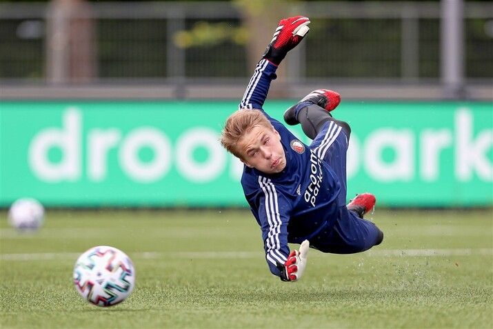 Feyenoord Onder 21 van start op Varkenoord