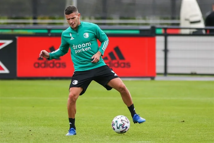De eerste training van Feyenoord in beeld (fotoverslag)