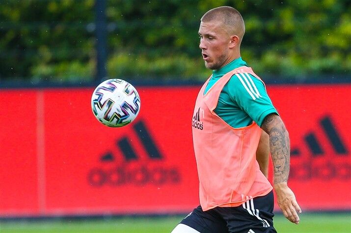 De eerste training van Feyenoord in beeld (fotoverslag)