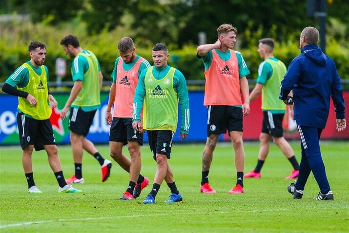 De eerste training van Feyenoord in beeld (fotoverslag)