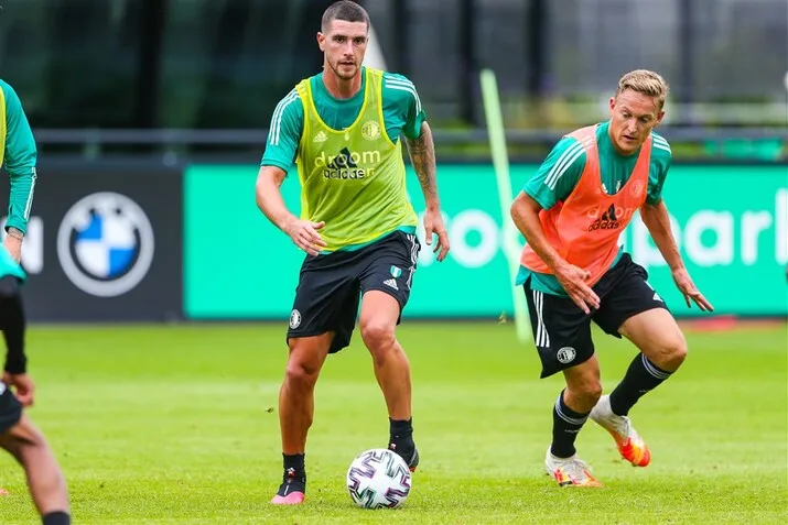 De eerste training van Feyenoord in beeld (fotoverslag)