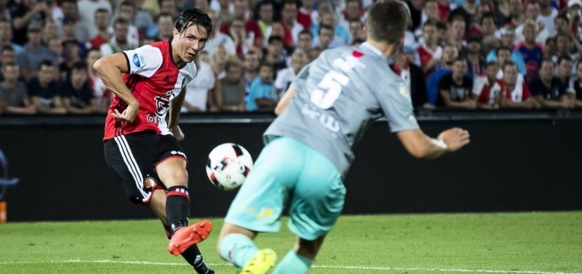 Feyenoord wint stadsderby ruim na achterstand