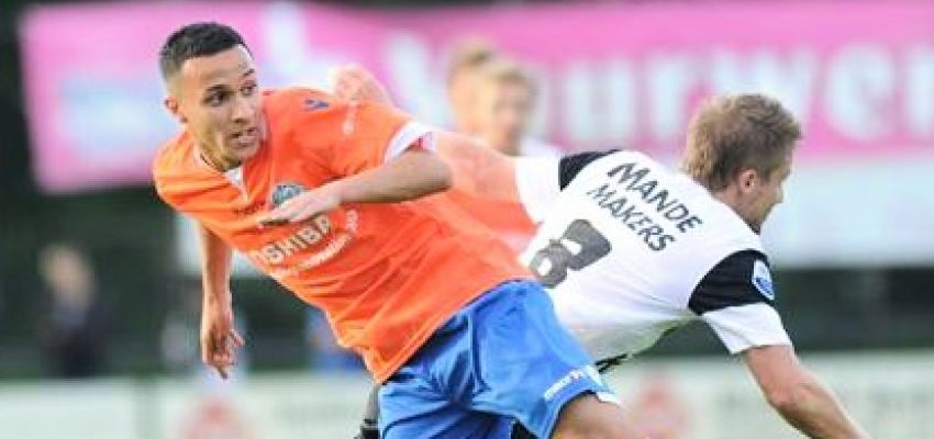 "Teamgenoten trainden mee met het eerste elftal, maar ik was geblesseerd"