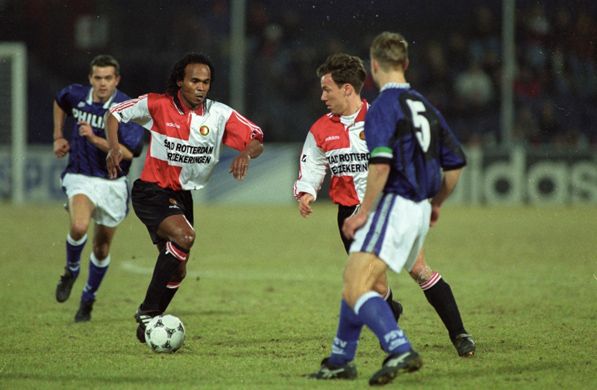 FOTOSPECIAL | Feyenoord-shirts door de jaren heen