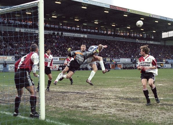 FOTOSPECIAL | Feyenoord-shirts door de jaren heen