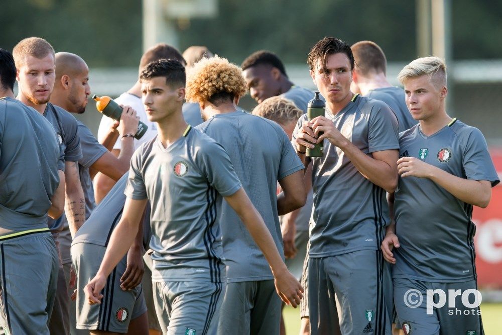 Feyenoord werkt in Europese trainingslijn toe naar kraker
