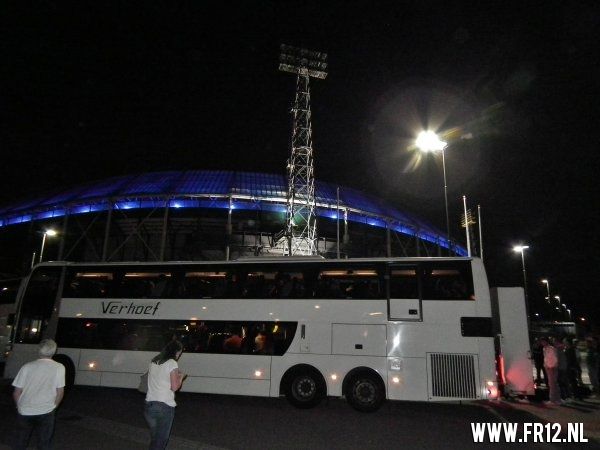 Supporters kleuren Praag rood&wit