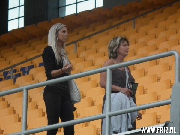 Supporters kleuren Praag rood&wit
