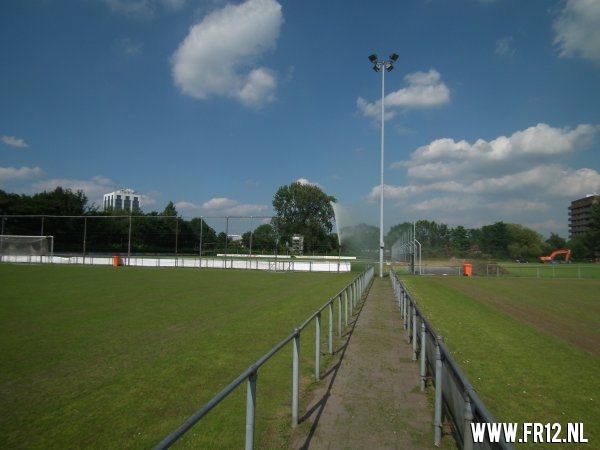 Verbouwing Varkenoord + nieuwe trainingsjacks.