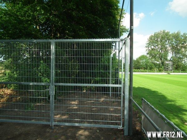 Verbouwing Varkenoord + nieuwe trainingsjacks.