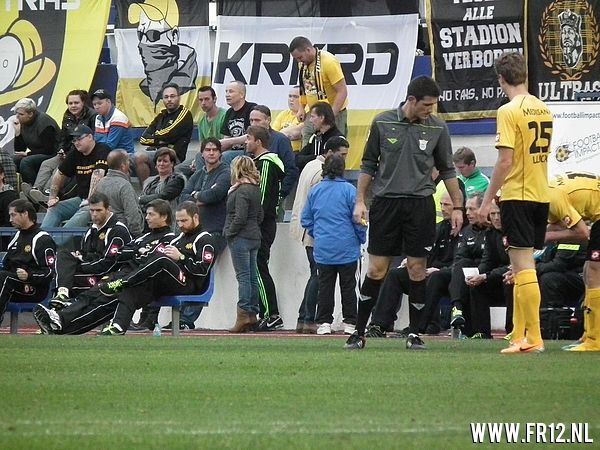 Tomasson wint in zijn debuutwedstrijd