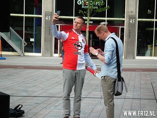 Opening nieuwe fanshops