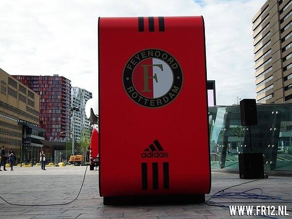 Opening nieuwe fanshops