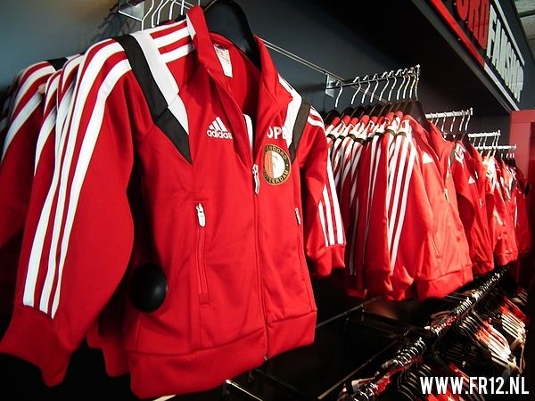 Opening nieuwe fanshops