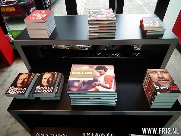 Opening nieuwe fanshops