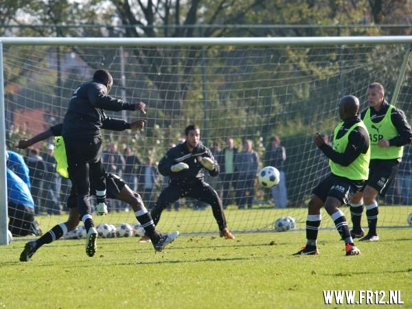 Laatste training voor 020 - Feyenoord