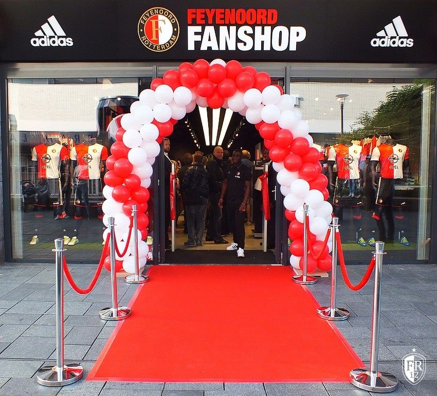 Opening nieuwe fanshop