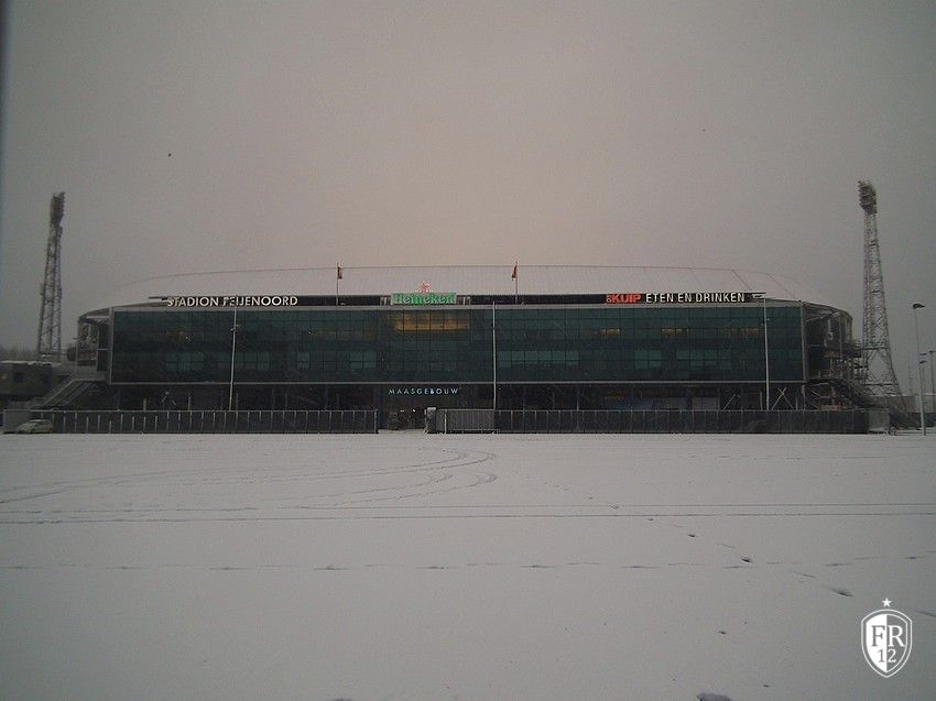 De Kuip in winterkleuren