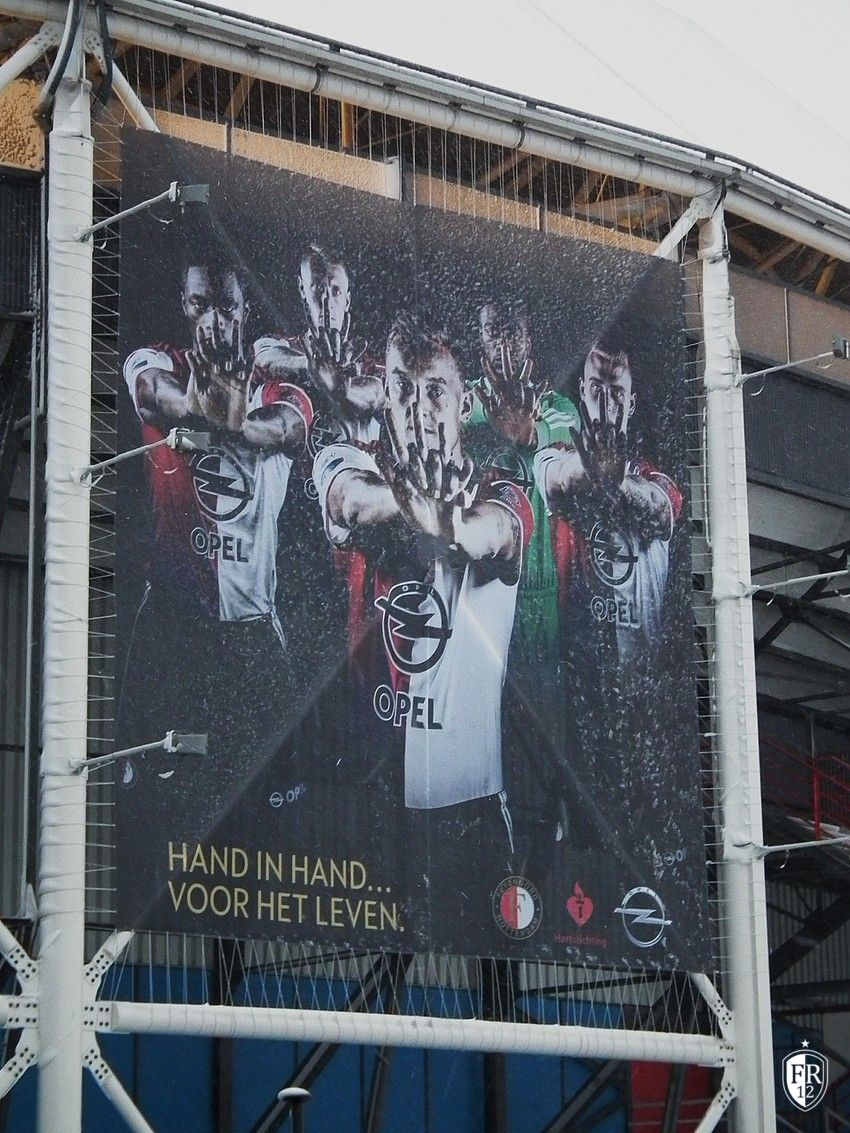 De Kuip in winterkleuren