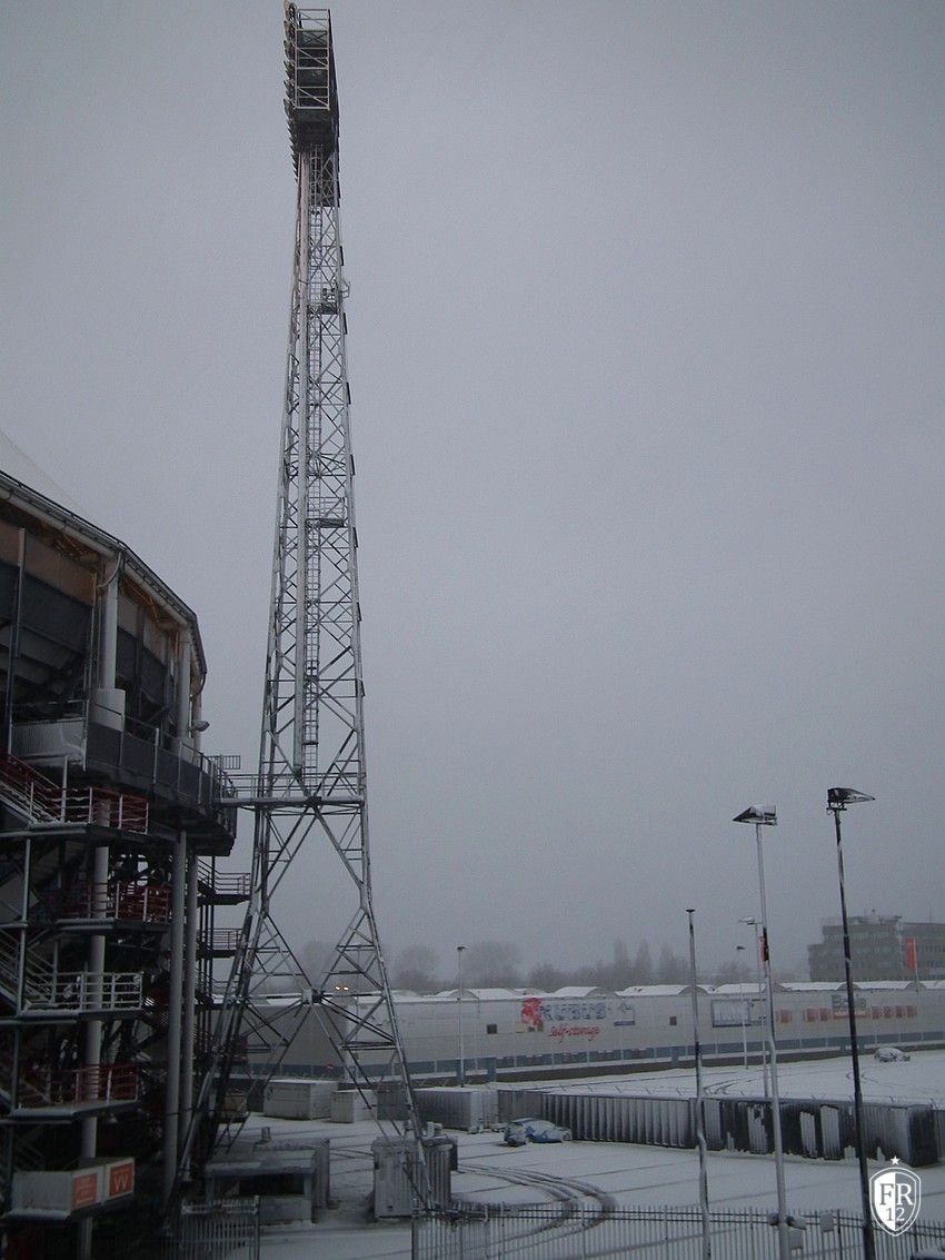 De Kuip in winterkleuren