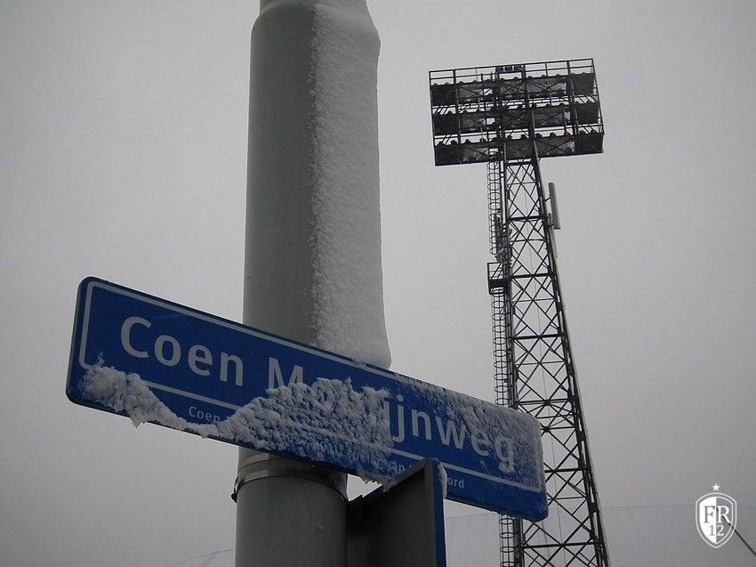 De Kuip in winterkleuren