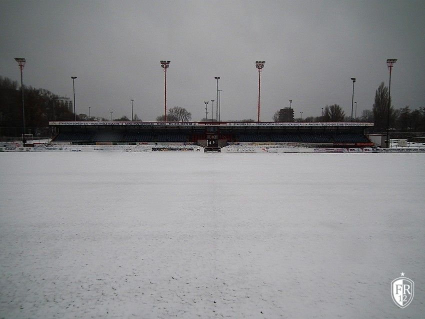 De Kuip in winterkleuren