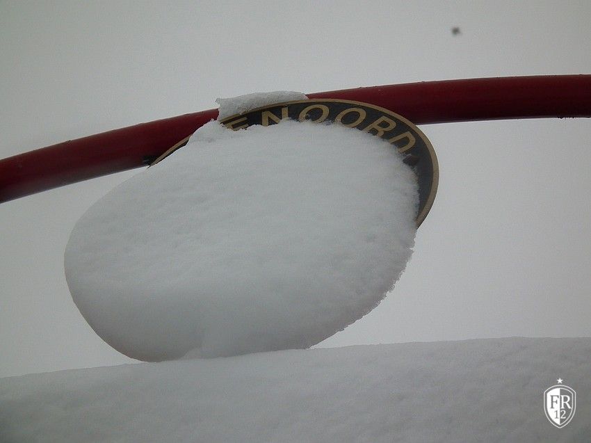 De Kuip in winterkleuren