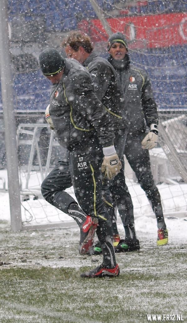 Training 04-12-2010 (sneeuw)
