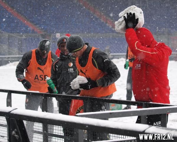 Training 04-12-2010 (sneeuw)