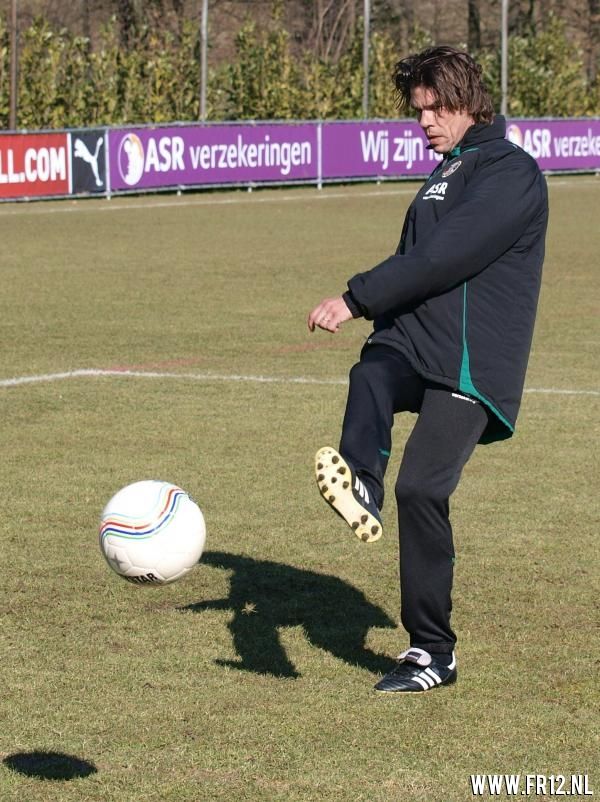AFCA spuitwerk op fanshop en De Kuip