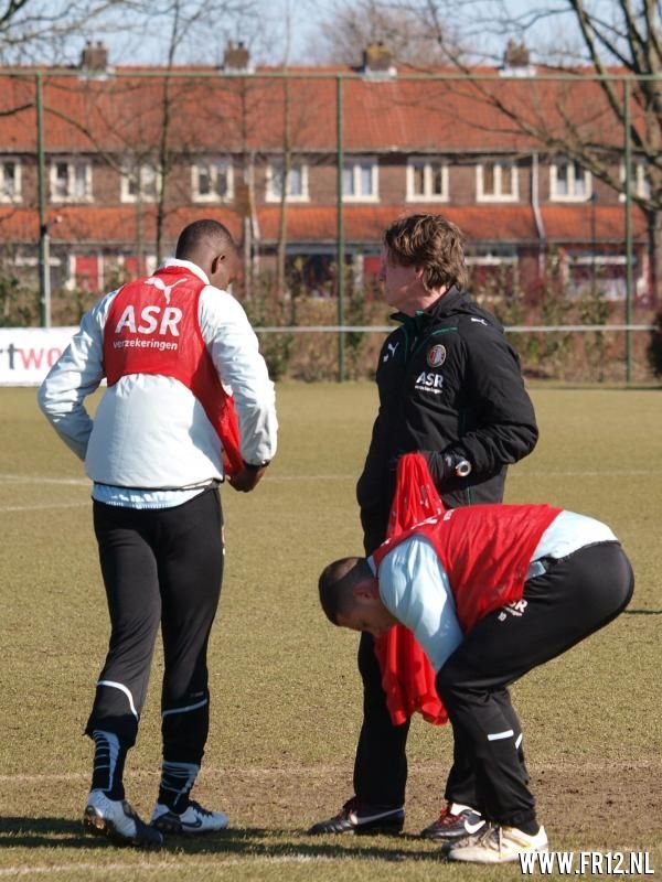AFCA spuitwerk op fanshop en De Kuip