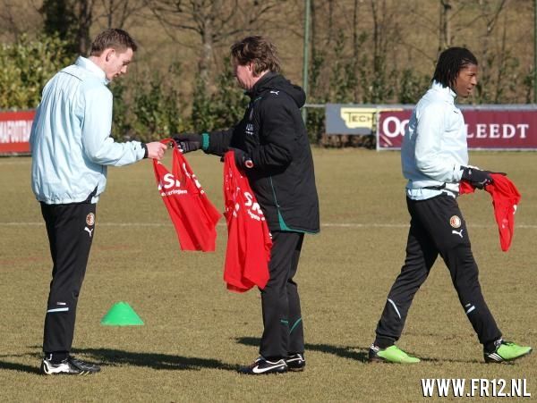 AFCA spuitwerk op fanshop en De Kuip