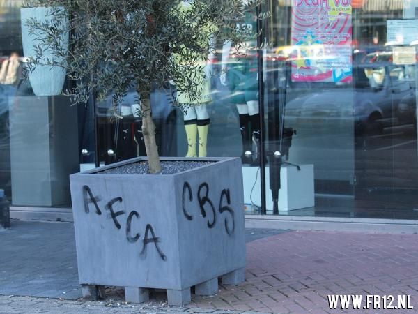 AFCA spuitwerk op fanshop en De Kuip