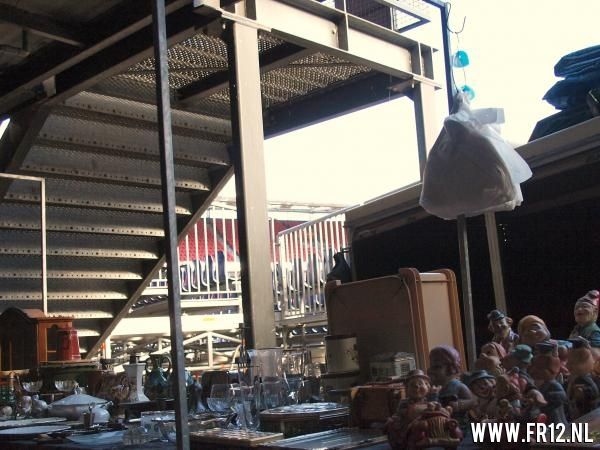 AFCA spuitwerk op fanshop en De Kuip