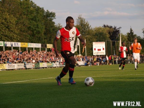 Nieuw leusen/020-Feyenoord