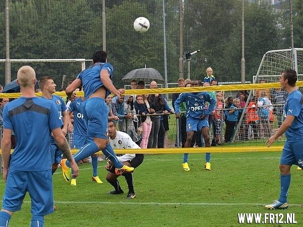 Training en Ben Wijnstekers soccer schools