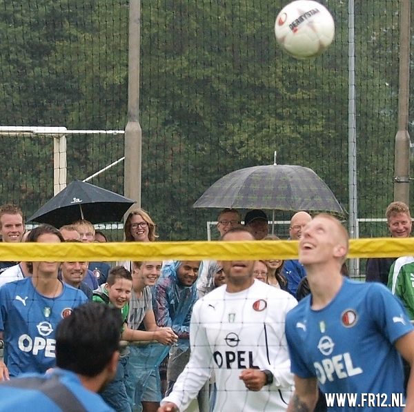 Training en Ben Wijnstekers soccer schools