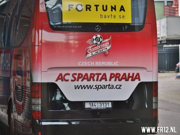 Training Sparta Praag in de kuip