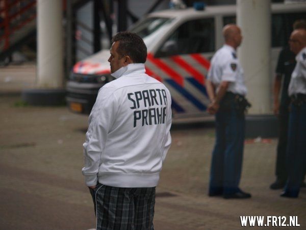 Training Sparta Praag in de kuip