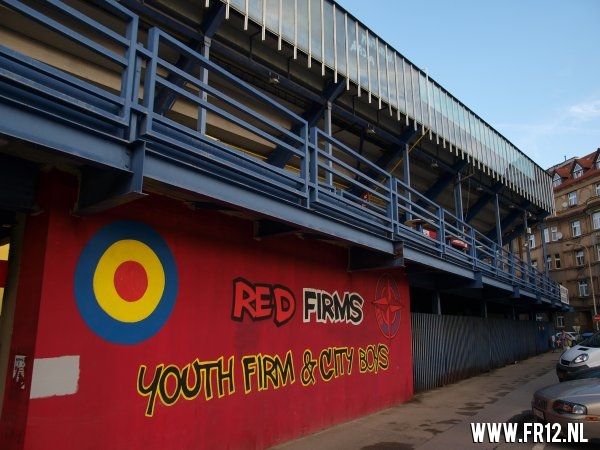 FR12 stadion tour in Praag