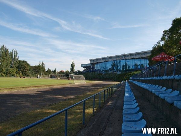 FR12 stadion tour in Praag