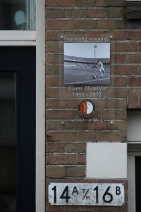 FSV eert Coen Moulijn met herdenkingsplaquette