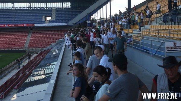 Feyenoordfans in Praag  ( Training )