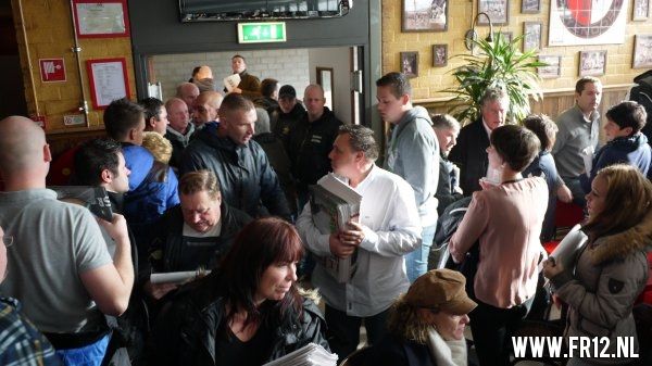 Presentatie grootste (Feyenoord) krant ooit