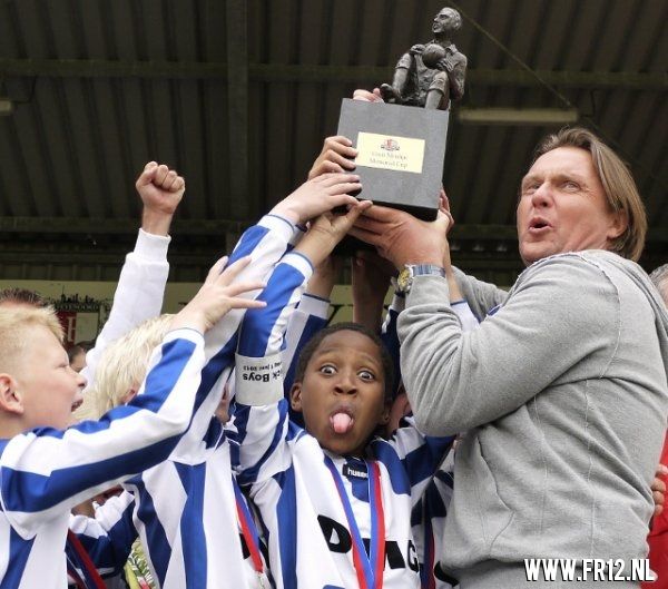 COEN MOULIJN Memorial cup