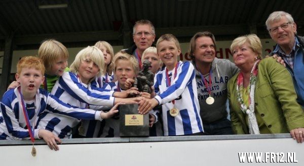 COEN MOULIJN Memorial cup
