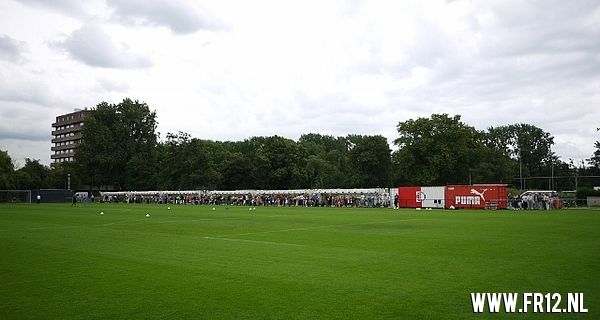 Training en Ben Wijnstekers soccer schools