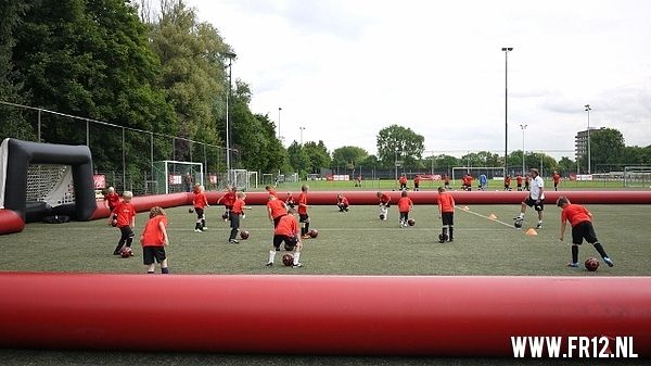 Training en Ben Wijnstekers soccer schools