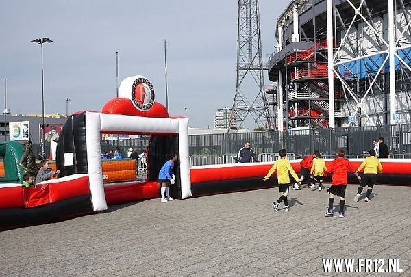 Opening Street League